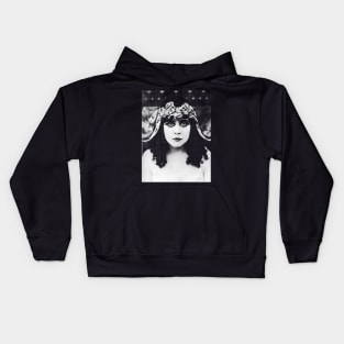 THEDA BARA - Vamp - Salome Kids Hoodie